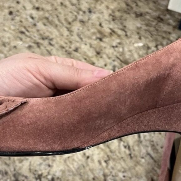Vintage California Magdesians Women’s Suede Peep Toe Wedge Heels Bow Size 6M - Picture 2 of 15